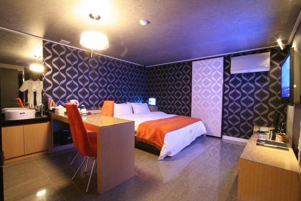 Hotel Cello Сеул Экстерьер фото